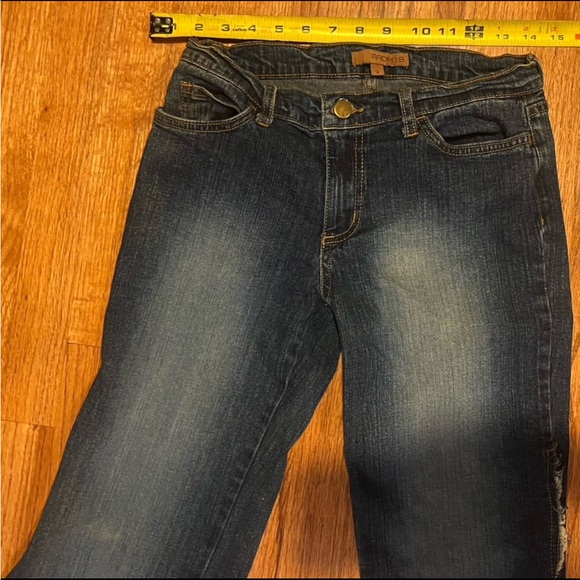 Vintage Arden B flare legs boho jeans with paisley accents - Picture 3 of 10